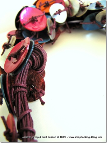 Purple and Colors Necklace, tantissimo colore, fili e madreperla per una collana