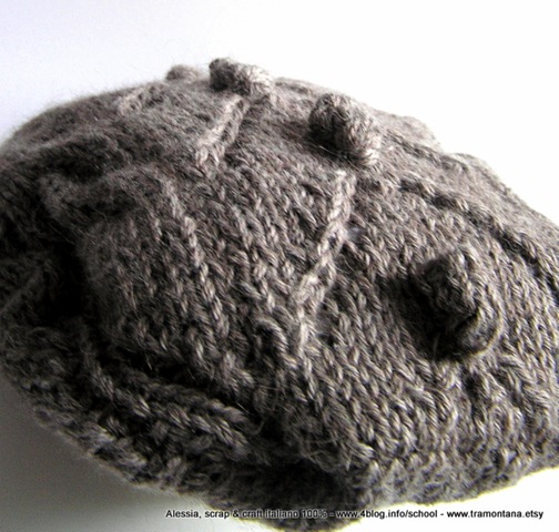 Ancora un basco ai ferri, in lana e alpaca | Alessia, scrap \u0026 craft…