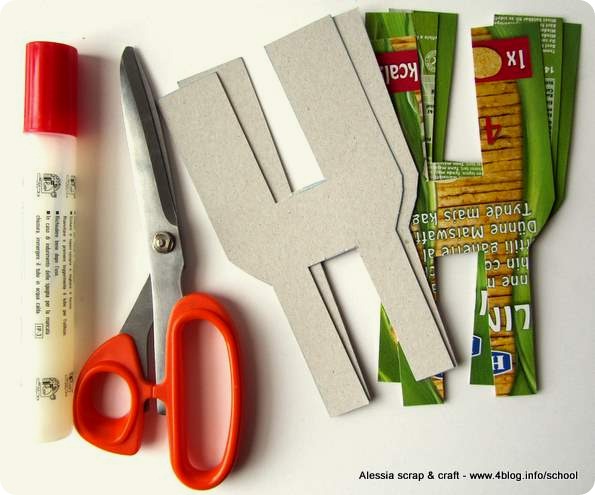 Pom Pom Maker fai da te con il cartone | Alessia, scrap \u0026 craft…