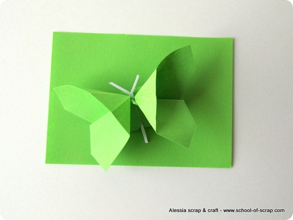 Lavoretti di primavera: volo di farfalle origami