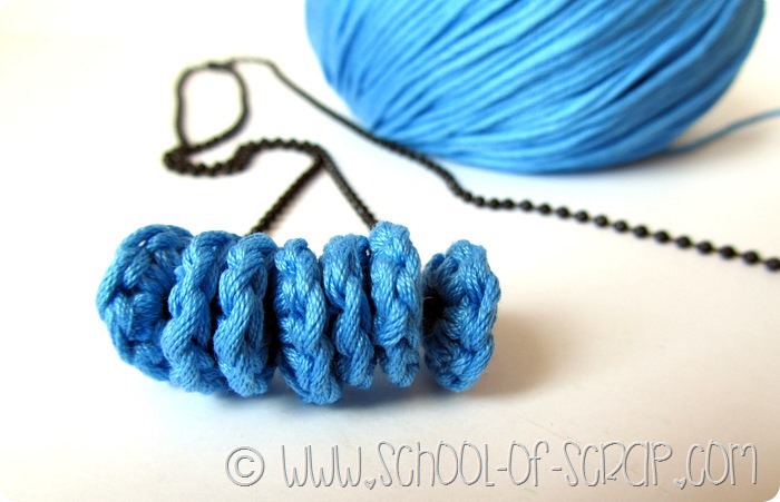 Scuola di Uncinetto: come fare una collana con le perline a crochet